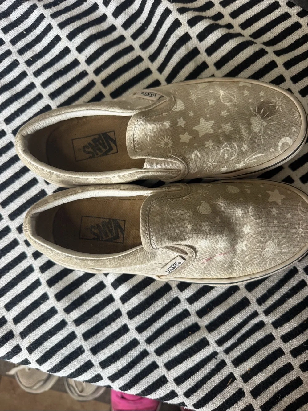 Vans Kids Slip-On Canvas Sneakers in Beige with White Space Print